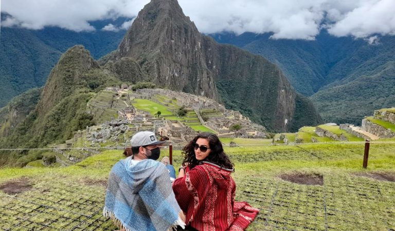 Short Inca Trail to Machu Picchu 2 days
