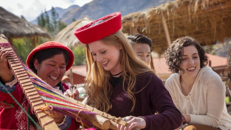 Best Sacred Valley & Machu Picchu 2 Days