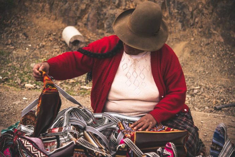 Sacred Valley Tour (Pisac + Salt Mines + Moray & Ollantaytambo )